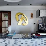 Aydin Otel * דידים