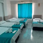 לינה וארוחת בוקר Aydin Otel דידים