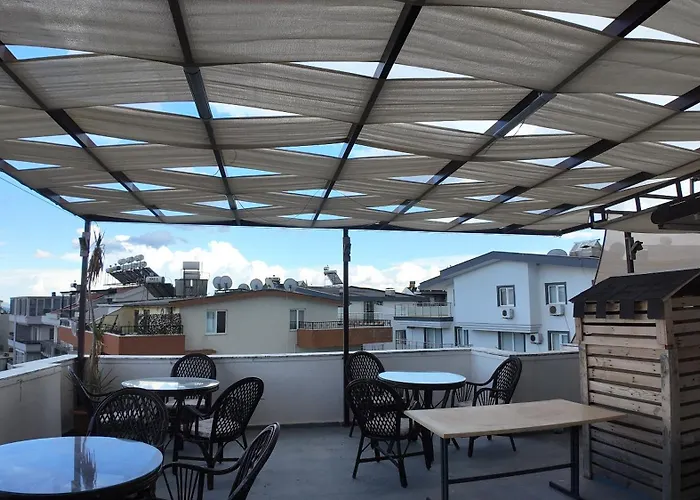 Aydin Otel 住宿加早餐酒店 *